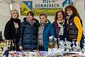 Eine Delegation aus Sommerach, darunter Weinprinzessin Linda I., präsentierte auf dem europäischen Markt Produkten aus fränkischen Zwetschgen.