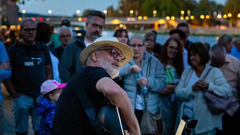 Der KulturPackt Schweinfurt veranstaltet jedes Jahr das Straßenmusikfestival 'Pflasterklang'. Im Zug des Sparkurses bekommt der Verein 2025 weitaus weniger Unterstützung von der Stadt.