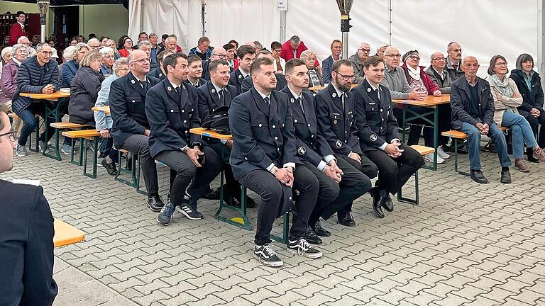 Festgottesdienst zum 155-jährigen Bestehen der Rannunger Feuerwehr       -  Festgottesdienst zum 155-jährigen Bestehen der Rannunger Feuerwehr