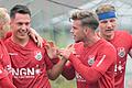 Lukas Mrozek (Zweiter von links) brachte den TSV Aubstadt im Spiel bei der SpVgg Greuther Fürth II mit einem wuchtigen Kopfball 1:0 in Führung. Luke Hemmerich (von links), Marvin Weiß und Steffen Behr gratulieren.